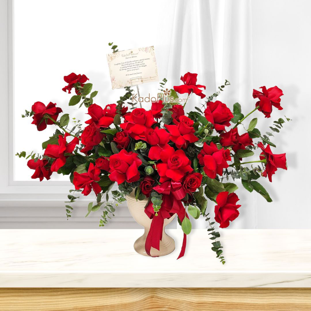 Red Roses Table Arrangement - KadoPlus Florist Jakarta