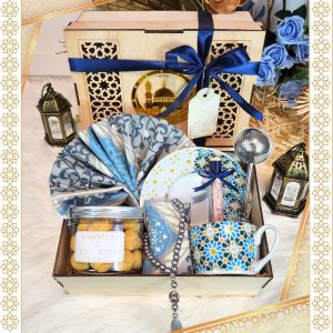 hampers lebaran terbaru tea set cookies. Hampers lebaran parcel lebaran Indonesia Hari Raya gift basket Ramadan blessings 2