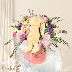 Bunga Valentine Valentine flowers Fresh Flower Table Arrangment - KadoPlus Florist Jakarta Toko Bunga Jakarta Fresh Flower - KadoPlus Florist Jakarta Toko Bunga Jakarta jelly cat