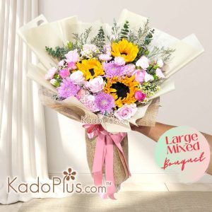 Buket bunga wisuda Jakarta, florist Jakarta same day, toko bunga Jakarta free ongkir, bunga kelulusan murah Jakarta, graduation bouquet Jakarta, kirim bunga hari ini Jakarta buket bunga wisuda sunflower