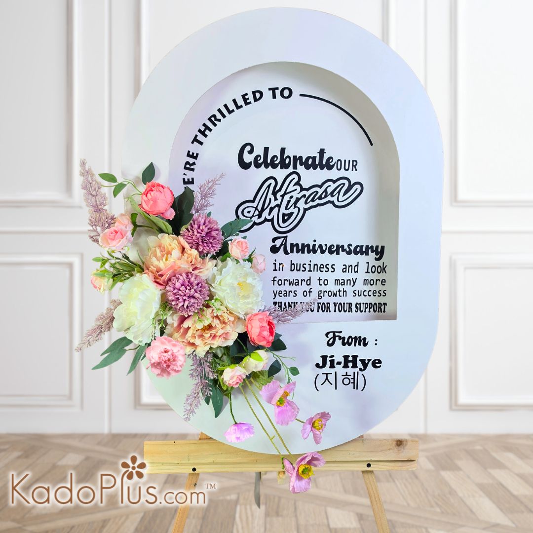 Standing Flower Box Artifisial Kadoplus untuk congratulations di Jakarta Jabodetabek.